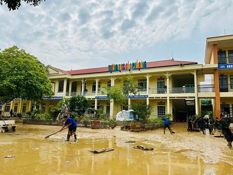 Thực hiện giải pháp dạy học linh hoạt, phù hợp với các trường ảnh hưởng bão lũ