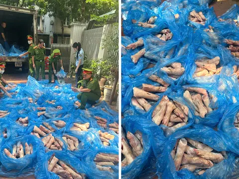 Phát hiện hơn 1 tấn chân giò không rõ nguồn gốc xuất xứ tại Hà Nội