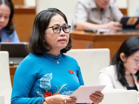 Đề xuất hỗ trợ học phí cho sinh viên ngành y như ngành giáo dục