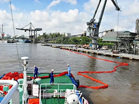 Công bố 5 thủ tục hành chính lĩnh vực ứng phó sự cố tràn dầu thuộc phạm vi Bộ Quốc phòng