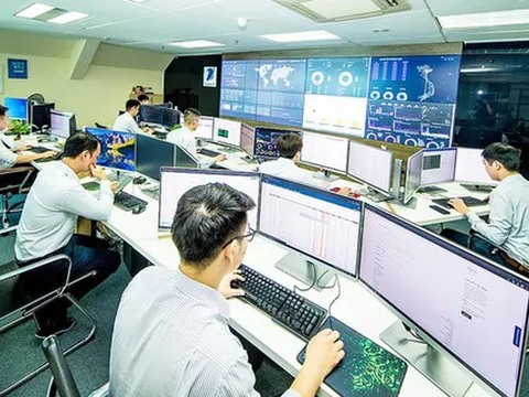 Đề xuất hỗ trợ 5 triệu đồng/tháng cho người làm công tác chuyên trách về chuyển đổi số, an toàn, an ninh mạng