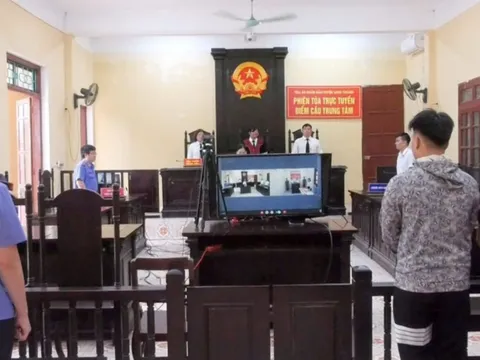 Vào nhà nghỉ làm chuyện mờ ám, đôi nam nữ lĩnh 14 năm tù