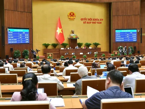 Quốc hội bắt đầu họp đợt 2, thảo luận về dự án Luật Nhà giáo, dự án đường sắt tốc độ cao