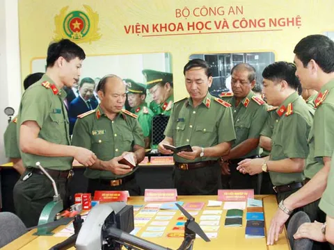 Tạo hành lang pháp lý để quản lý hoạt động thông tin khoa học và công nghệ Công an nhân dân