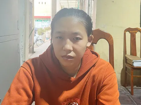 Tạm giữ người phụ nữ ném con 3 tháng tuổi xuống mương nước