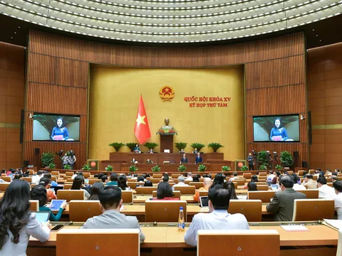 Đại biểu Quốc hội đề nghị tăng diện tích, thời lượng quảng cáo trên báo chí