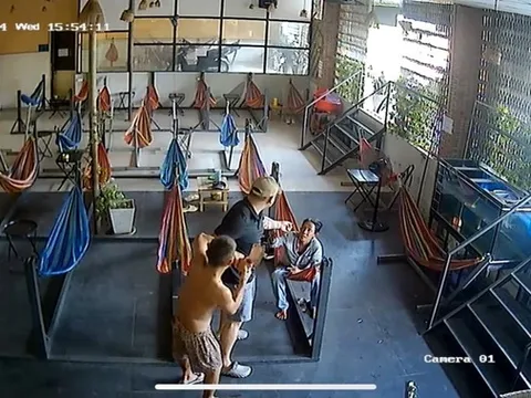 Khởi tố người đàn ông Việt kiều chém người tại quán cà phê ở Tiền Giang