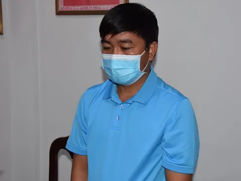 Bắt nhóm đối tượng lập khống phiếu cấp nhiên liệu, chiếm đoạt hơn 8 tỷ đồng