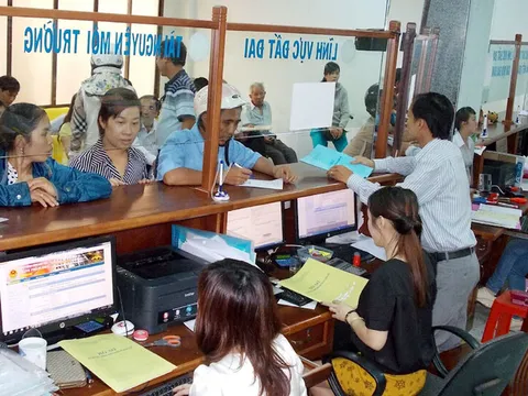 Thủ tướng yêu cầu cắt giảm, đơn giản hóa thủ tục hành chính ngay từ khâu xây dựng văn bản