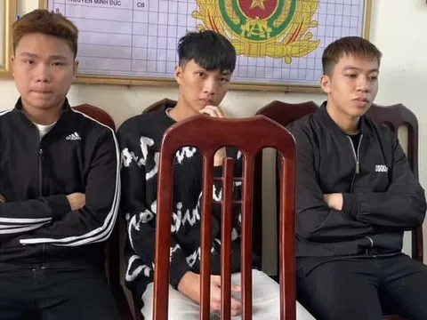 Khởi tố nhóm đối tượng lừa đảo bằng hình thức đặt vé xe trực tuyến