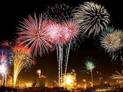 Thủ tướng chỉ đạo việc tổ chức bắn pháo hoa dịp Tết Nguyên đán Ất Tỵ năm 2025