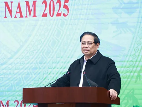 Thủ tướng dự hội nghị tổng kết công tác tài chính-ngân sách năm 2024 và triển khai nhiệm vụ năm 2025