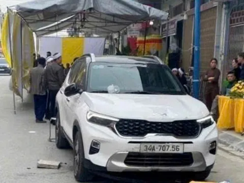 Cần tuyên truyền quy định về dựng rạp đám tang để tránh tai nạn giao thông