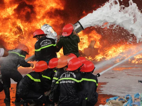 Đề xuất tăng mức phạt vi phạm hành chính trong lĩnh vực phòng cháy, chữa cháy