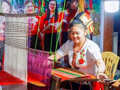 Ưu tiên kiểm kê di sản văn hóa có nguy cơ bị hủy hoại, xuống cấp nghiêm trọng