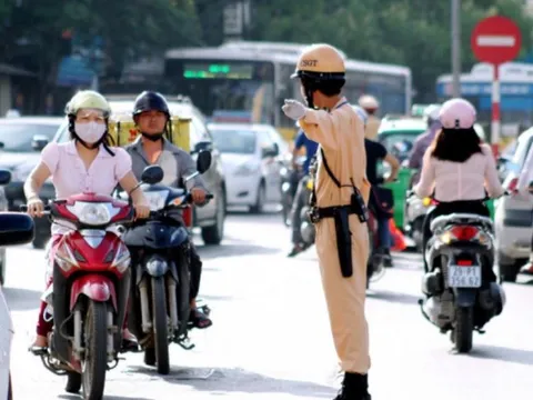 Mức phạt một số lỗi vi phạm giao thông thường gặp đối với người đi xe máy