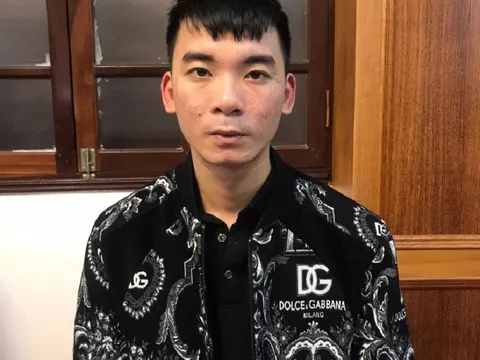 Tạm giữ tài xế chở người Trung Quốc nhập cảnh trái phép