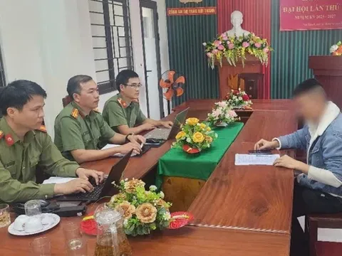 Cần đẩy mạnh tuyên truyền để ngăn chặn việc đăng tin sai sự thật trên mạng xã hội