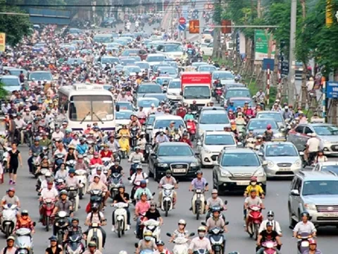 Tổng rà soát, giải quyết bất cập trong hệ thống biển báo, đèn tín hiệu giao thông