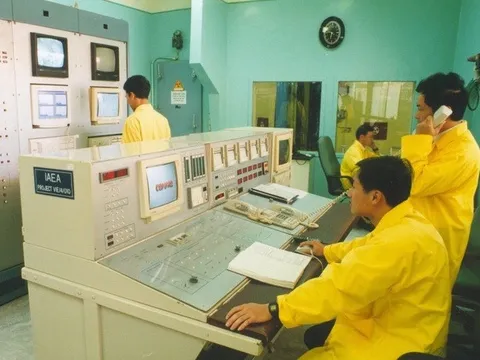 Đề xuất các biện pháp thúc đẩy ứng dụng năng lượng nguyên tử