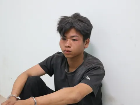 Tạm giữ hình sự đối tượng tưới xăng đốt mẹ ruột ở Trà Vinh