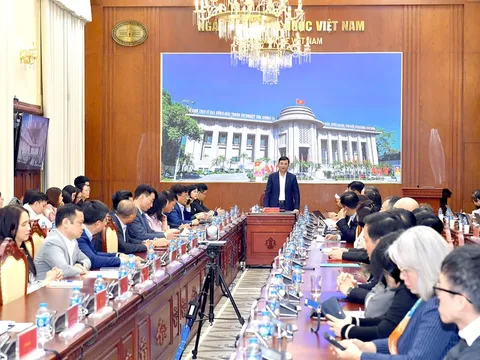 NHNN chỉ đạo hệ thống duy trì lãi suất ổn định hỗ trợ DN người dân