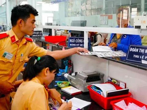 Công bố danh mục thủ tục hành chính được sửa đổi, bổ sung trong lĩnh vực đăng ký, quản lý phương tiện giao thông