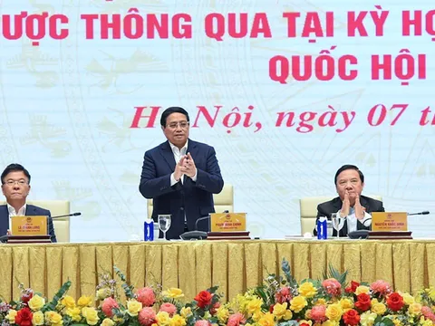 Thủ tướng chủ trì hội nghị quán triệt, triển khai các luật, nghị quyết mới