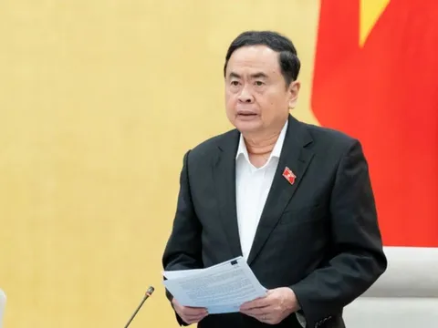 Chủ tịch Quốc hội ký ban hành Nghị quyết của UBTVQH về công tác cán bộ