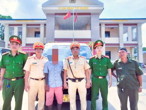 Bắt đối tượng trộm ô tô khách ở TP HCM khi đang di chuyển qua Đồng Nai