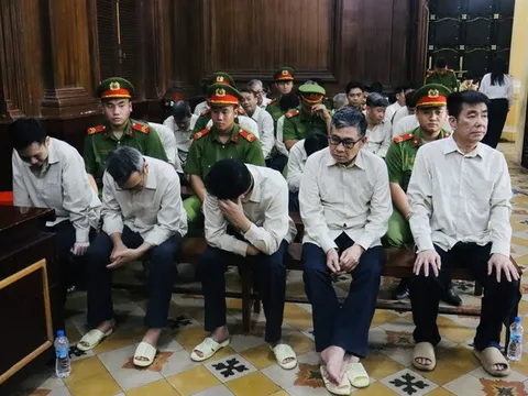 Cựu Chủ tịch UBND tỉnh An Giang Nguyễn Thanh Bình bị đề nghị 9-10 năm tù