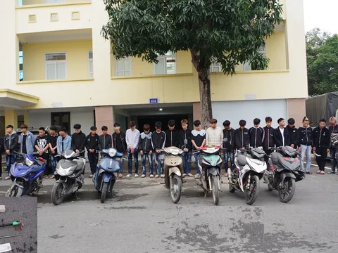 Bắt hàng chục thanh, thiếu niên gây rối trật tự công cộng ở Hà Nam