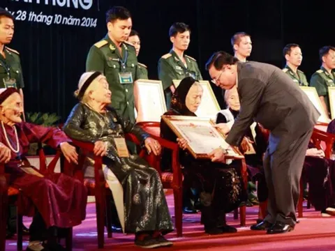 Thủ tục xét tặng danh hiệu 'Bà mẹ Việt Nam anh hùng'