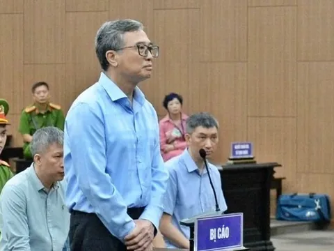 Cựu Thứ trưởng Bộ Công Thương Hoàng Quốc Vượng lĩnh án 6 năm tù