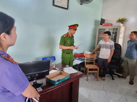 Bắc Giang: Khởi tố giám đốc và kế toán công ty mua bán trái phép hóa đơn