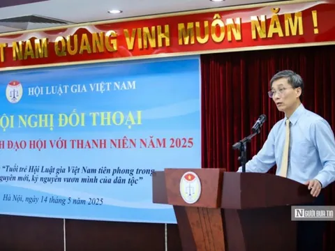 Chủ tịch Hội Luật gia Việt Nam đối thoại với đoàn viên thanh niên