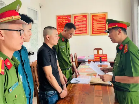 Bắt đối tượng lừa đổi vé số trúng thưởng giả chiếm đoạt tiền của người khuyết tật