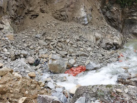 Sạt lở công trình thủy điện ở Lai Châu: 5 người mất tích, 4 bị thương