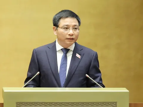 Hoàn thiện pháp luật về đầu tư, tài chính, ngân sách