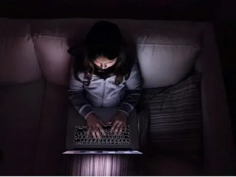 Cảnh báo tình trạng xâm hại trẻ em trên không gian mạng