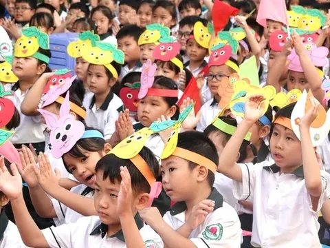 Tổ chức đồng bộ, hiệu quả việc dạy học 2 buổi/ngày và sinh hoạt hè cho trẻ em, học sinh