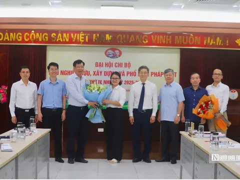 Chi bộ Ban Nghiên cứu, xây dựng và phổ biến pháp luật tổ chức thành công Đại hội lần thứ IV