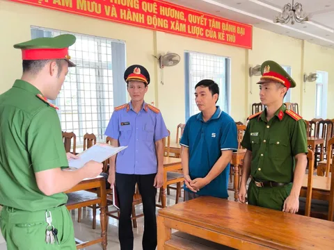 Khởi tố, bắt tạm giam giám đốc hợp tác xã tham ô tài sản