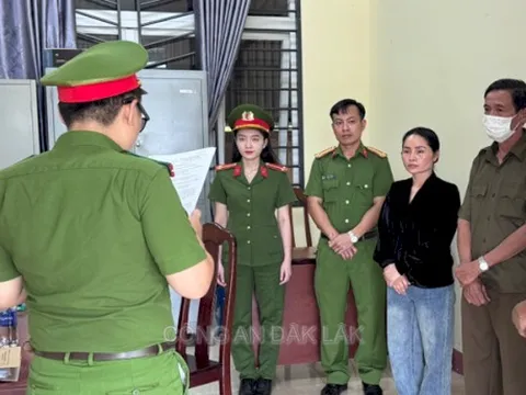 Bắt tạm giam nữ giám đốc sản xuất, buôn bán các sản phẩm thảo dược giả