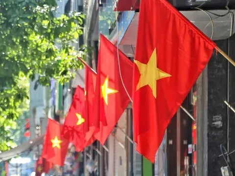 Lịch nghỉ Lễ Quốc khánh 2/9 và mức tiền lương khi làm thêm giờ