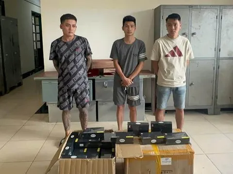 Khởi tố 3 đối tượng trộm cắp và tiêu thụ 138 máy tính tại sân bay Nội Bài