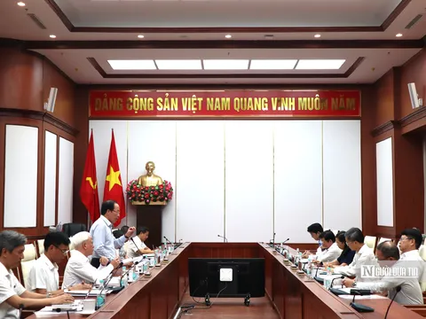 Chủ tịch Hội Luật gia Việt Nam làm việc với Bí thư Thành ủy Hải Phòng