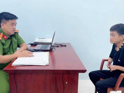 Tạm giữ đối tượng cùng bạn đi giải quyết mâu thuẫn, cướp luôn xe của đối thủ