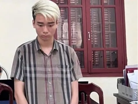 Bắt đối tượng bán ma túy dạng cỏ Mỹ