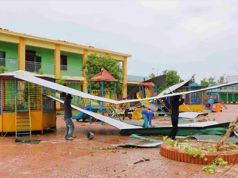 Tập trung khắc phục cơ sở giáo dục bảo đảm điều kiện khai giảng năm học mới cho học sinh